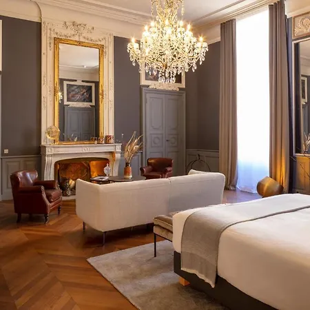 Margaret - Chouleur 4* Nîmes