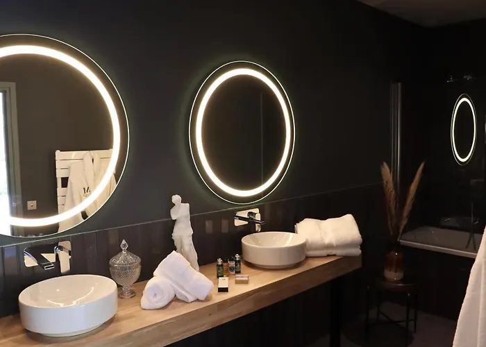 Отель Margaret - Chouleur