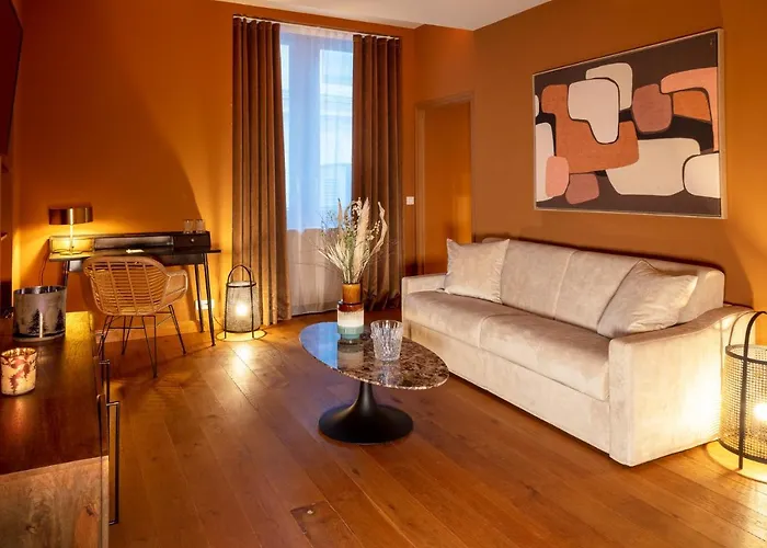 Margaret - Chouleur 5* Nîmes