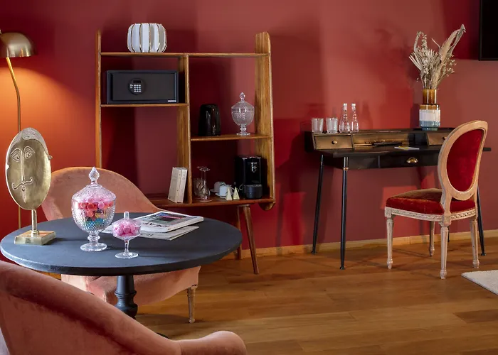 Hotel Margaret - Chouleur Nîmes